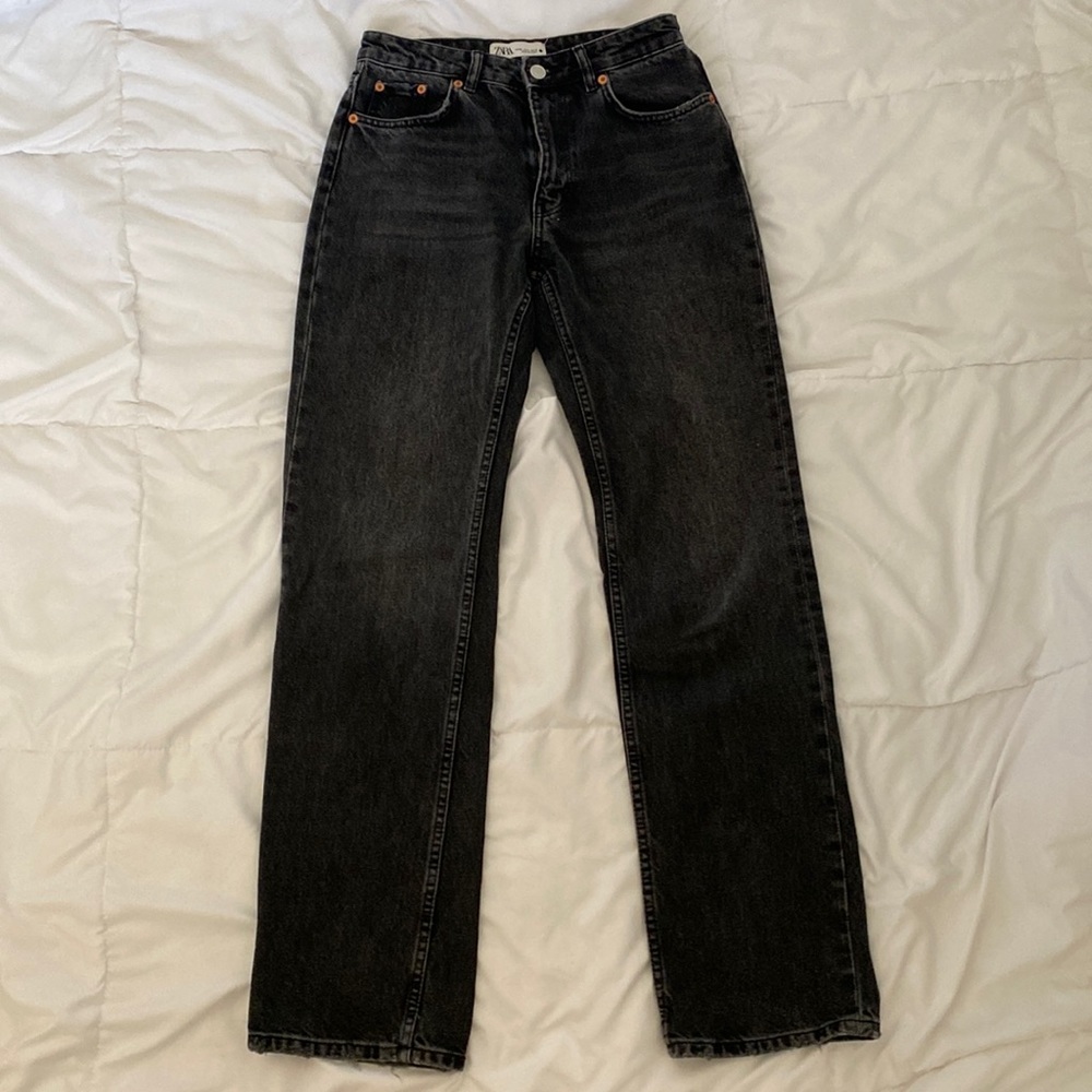 Zara Mid Waist Straight Jeans